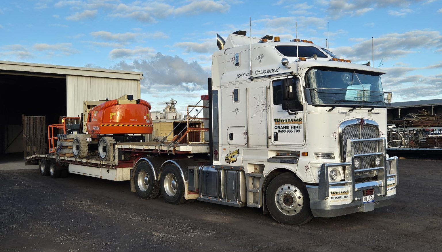 Williams Crane Hire Kenworth K200 prime mover with low loader
